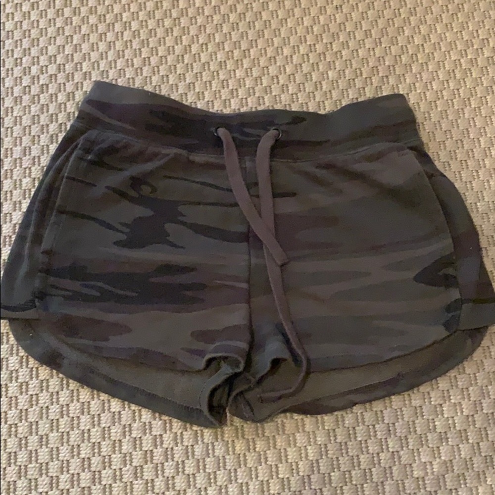 Z Supply NEVER BEEN WORN shorts